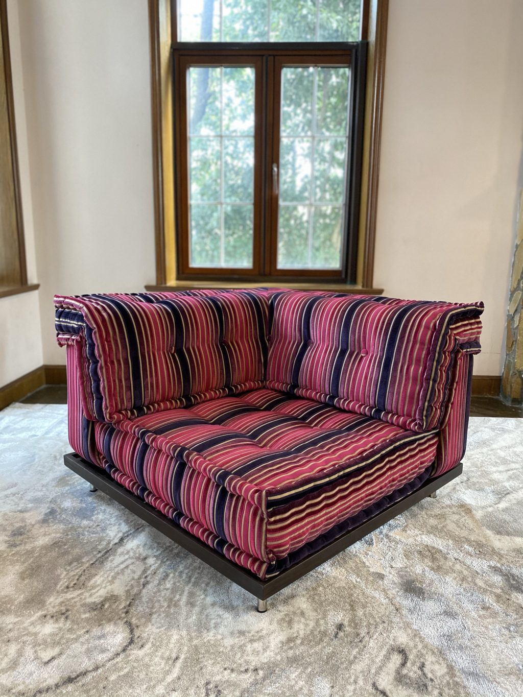 Mah jong sofa small corner seater