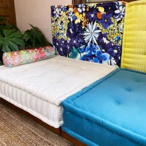 French Daybed Sofa : Daybed with Wood Base