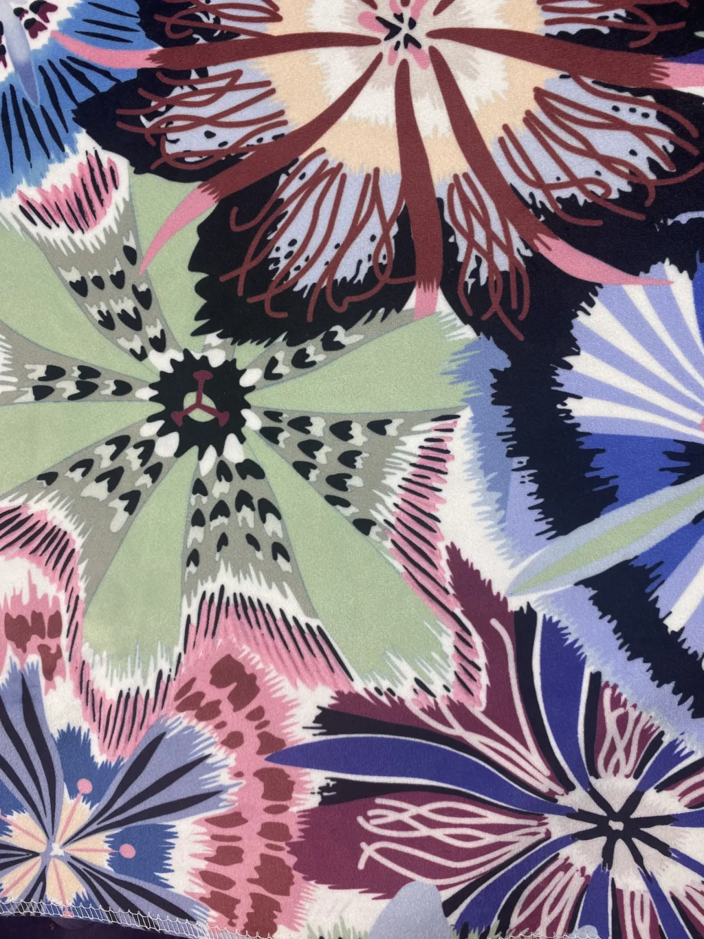 Digital Print Velvet 9 - Image 6