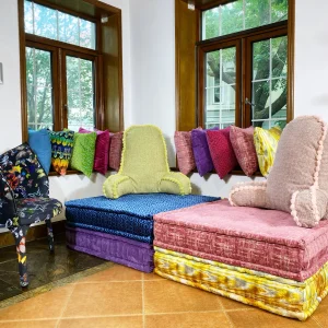 French Daybed Sofa : Frog Back Support