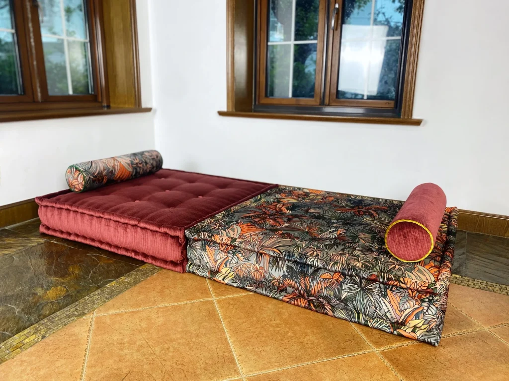 French daybed modular mah jong sofa set