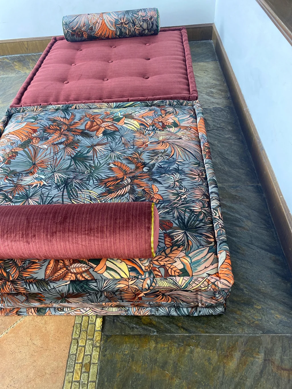 French daybed modular mah jong sofa set