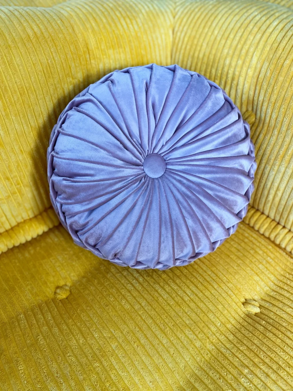 Round pleated pillow : Dusty Rose