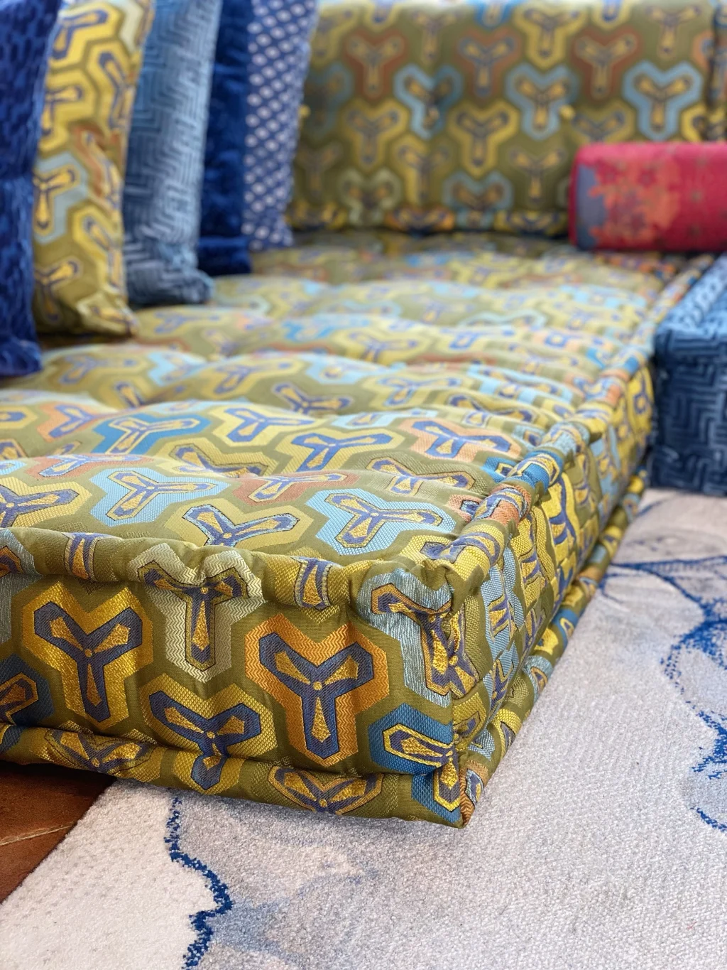 Mah jong sofa couch set Andreas