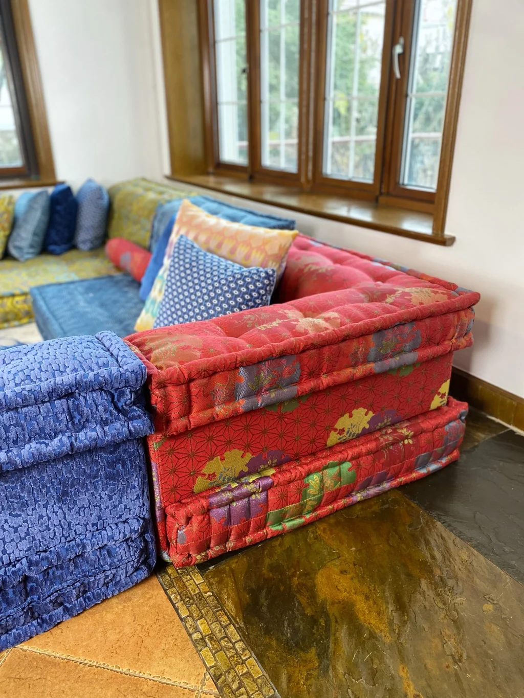 Mah jong sofa couch set Andreas