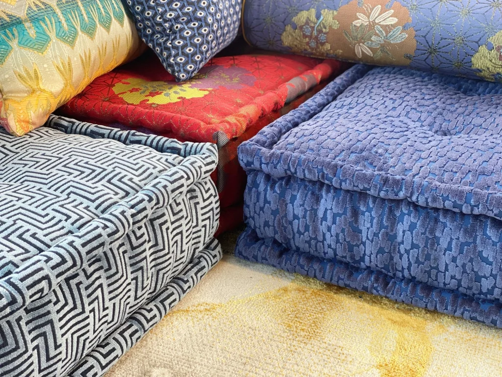 Mah jong sofa couch set Andreas