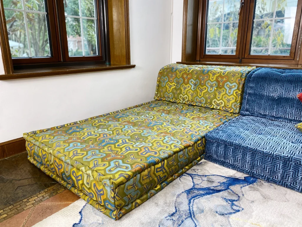 Mah jong sofa couch set Andreas