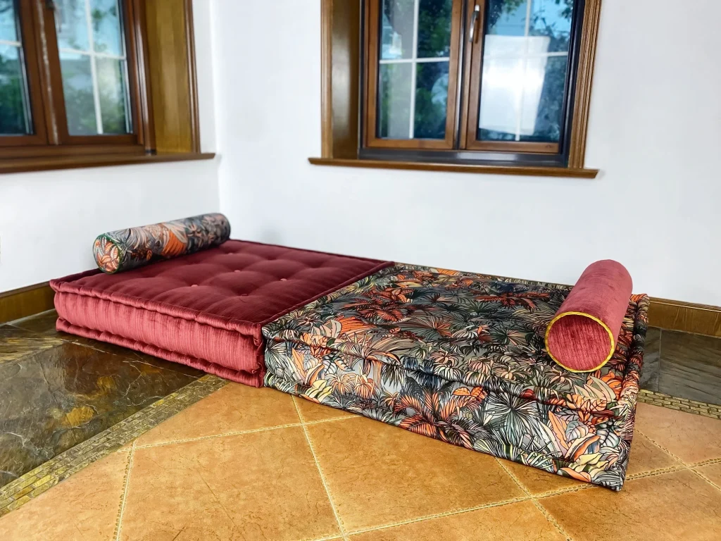 French Daybed Sofa : Pius