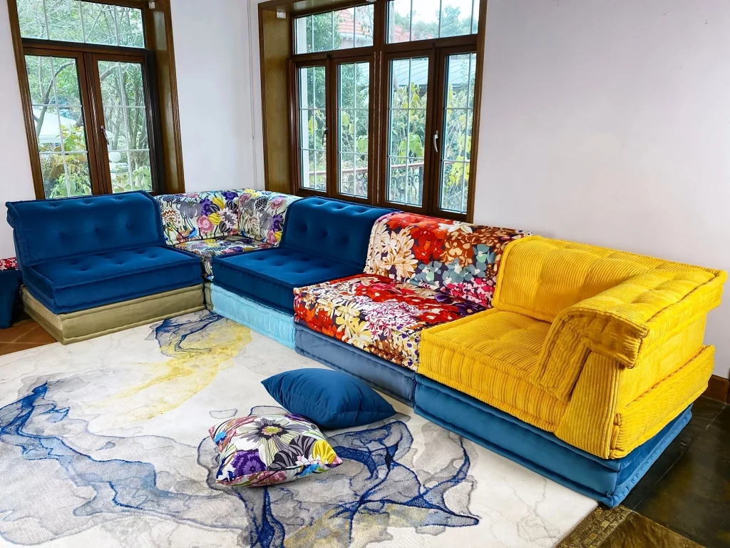 French Daybed Sofa : Sabine