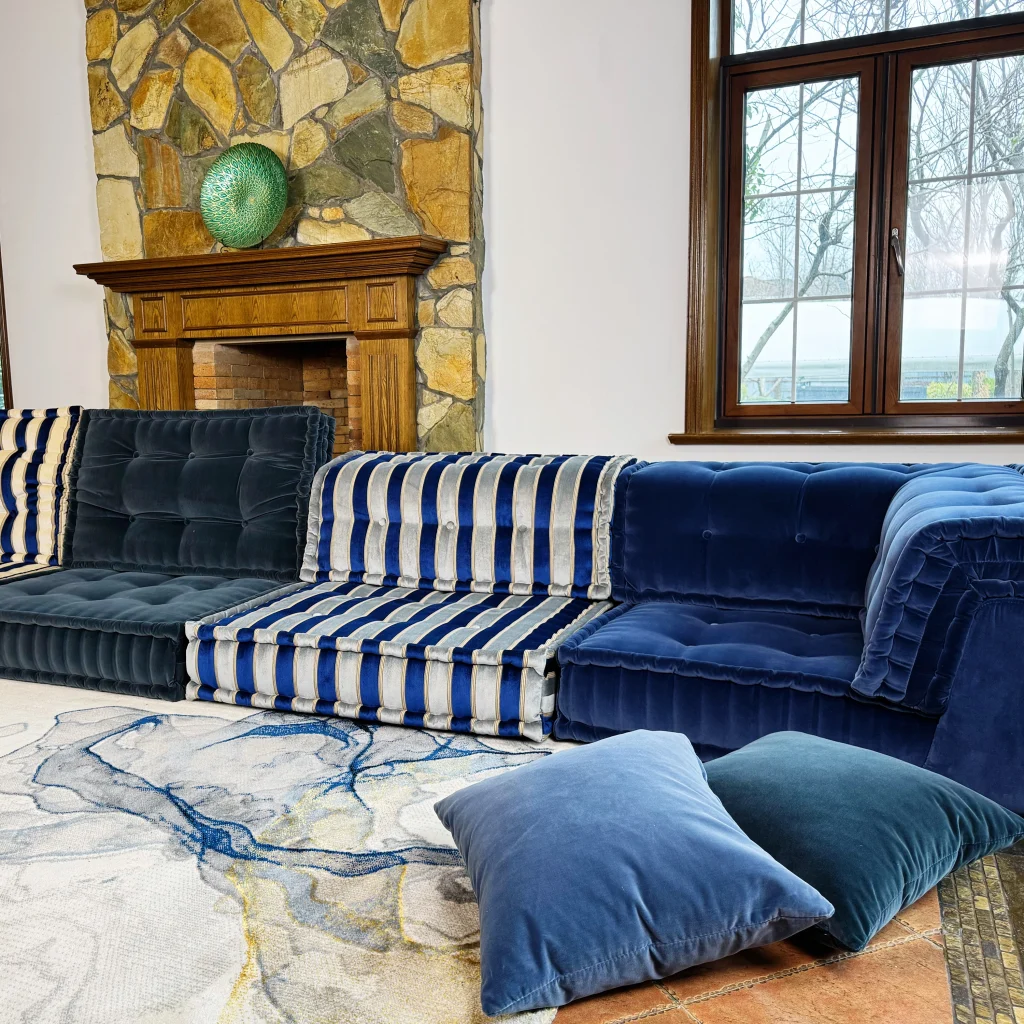 French Daybed Sofa : Olivia