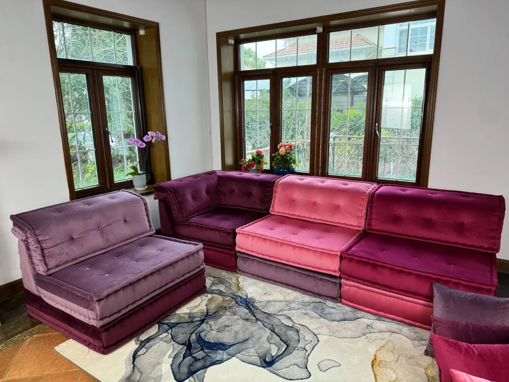 French Daybed Sofa: Bailey