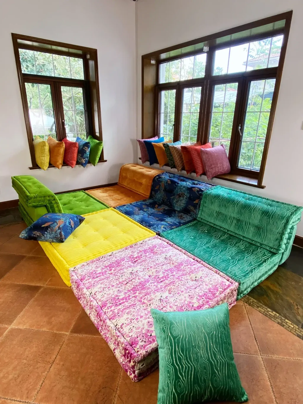 French Daybed Sofa : Debra