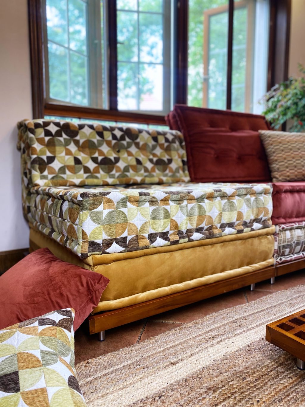 French Mah Jong Sofa Daybed: Andy