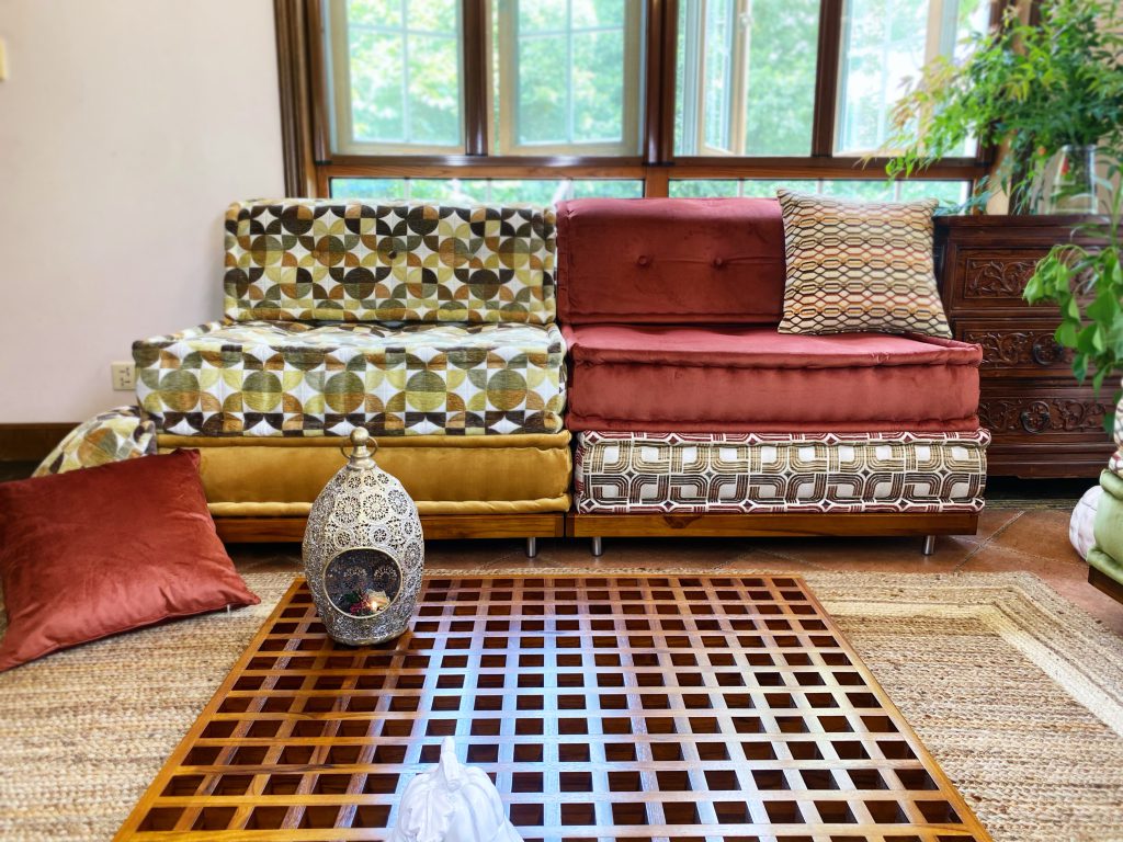 French Mah Jong Sofa Daybed: Andy