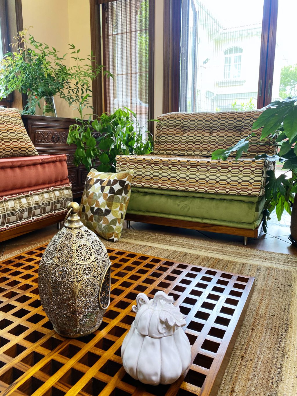 French Mah Jong Sofa Daybed: Andy