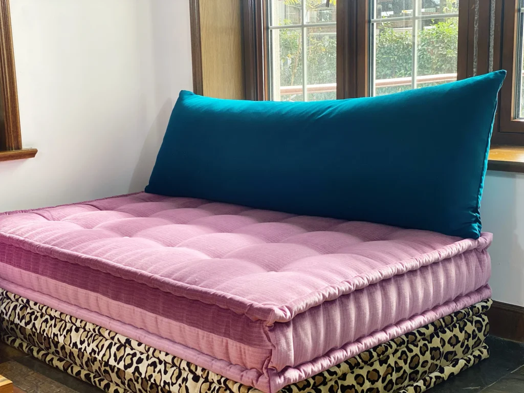 Long accent pillow/Long lumbar