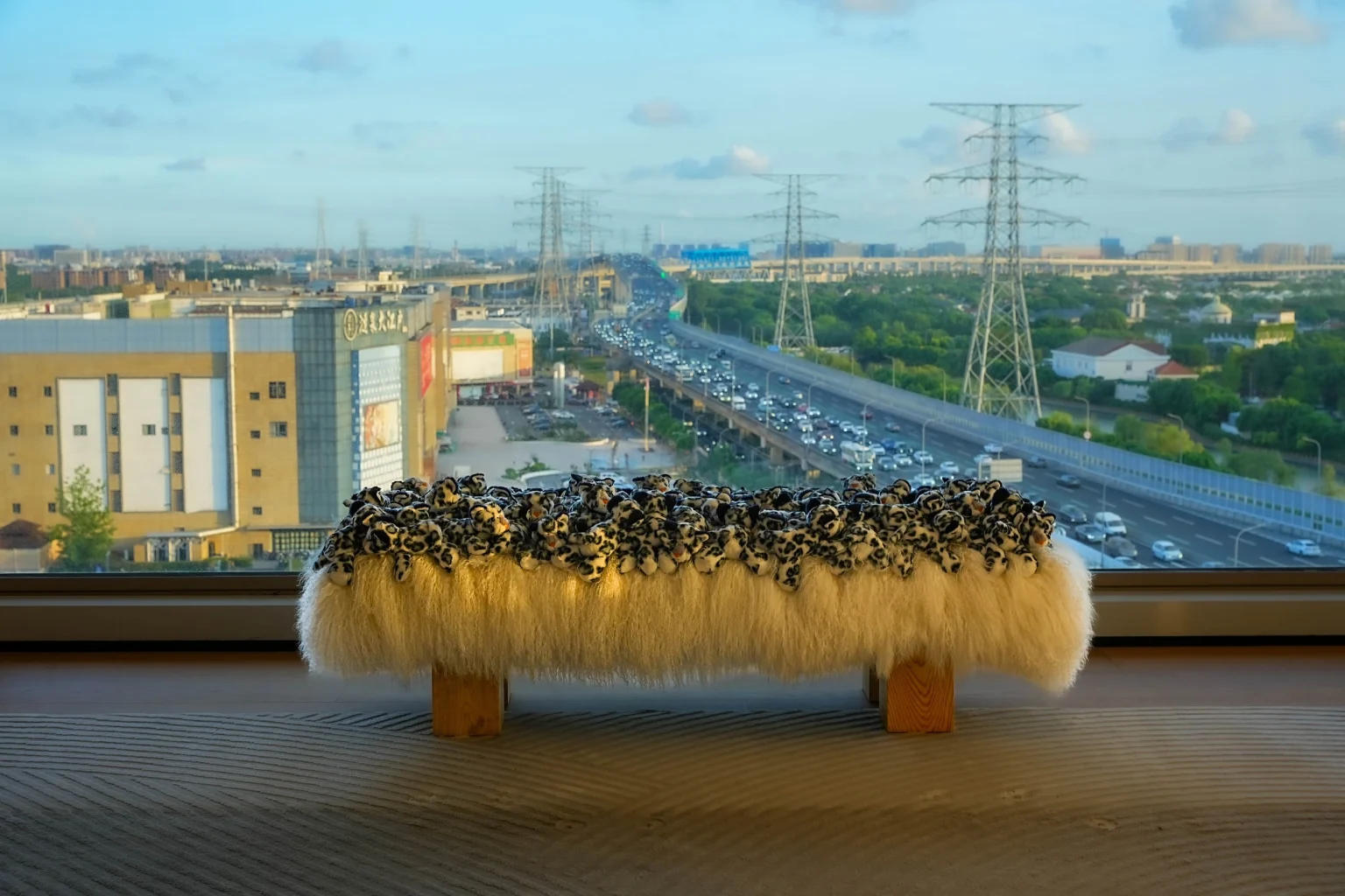 leopard bench