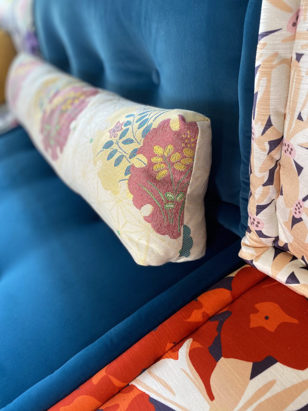 Back Cushion Roll Pillow