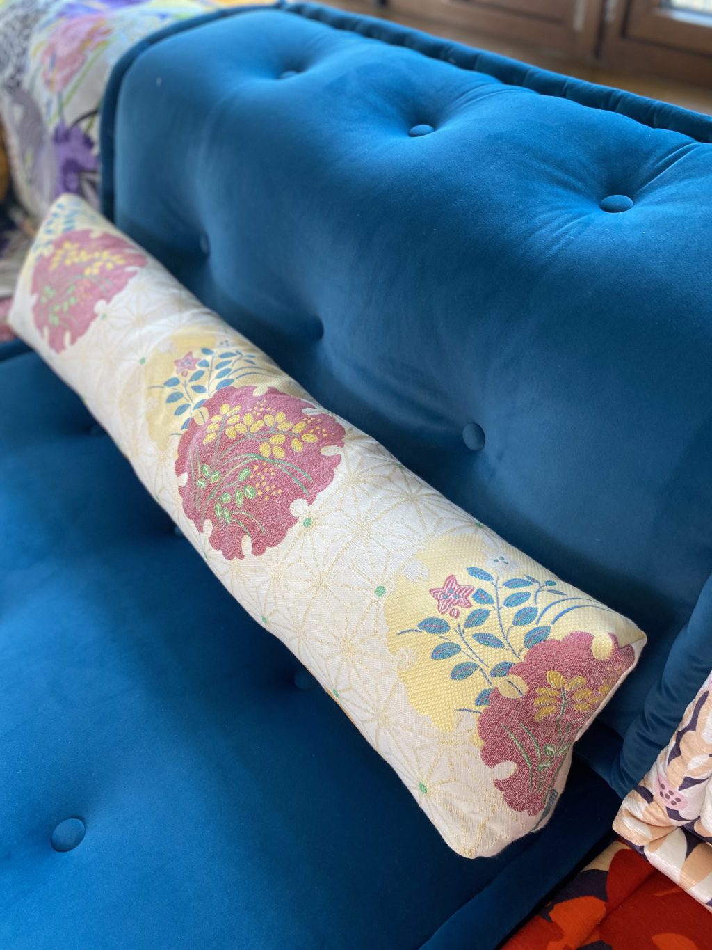 Back Cushion Roll Pillow