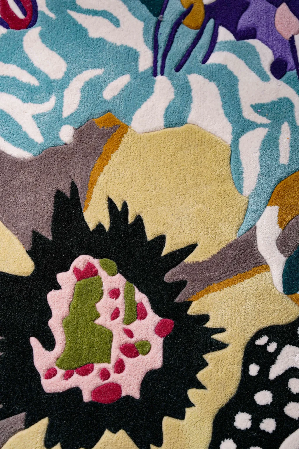 Mah Jong Floral Rug - New Zealand Wool