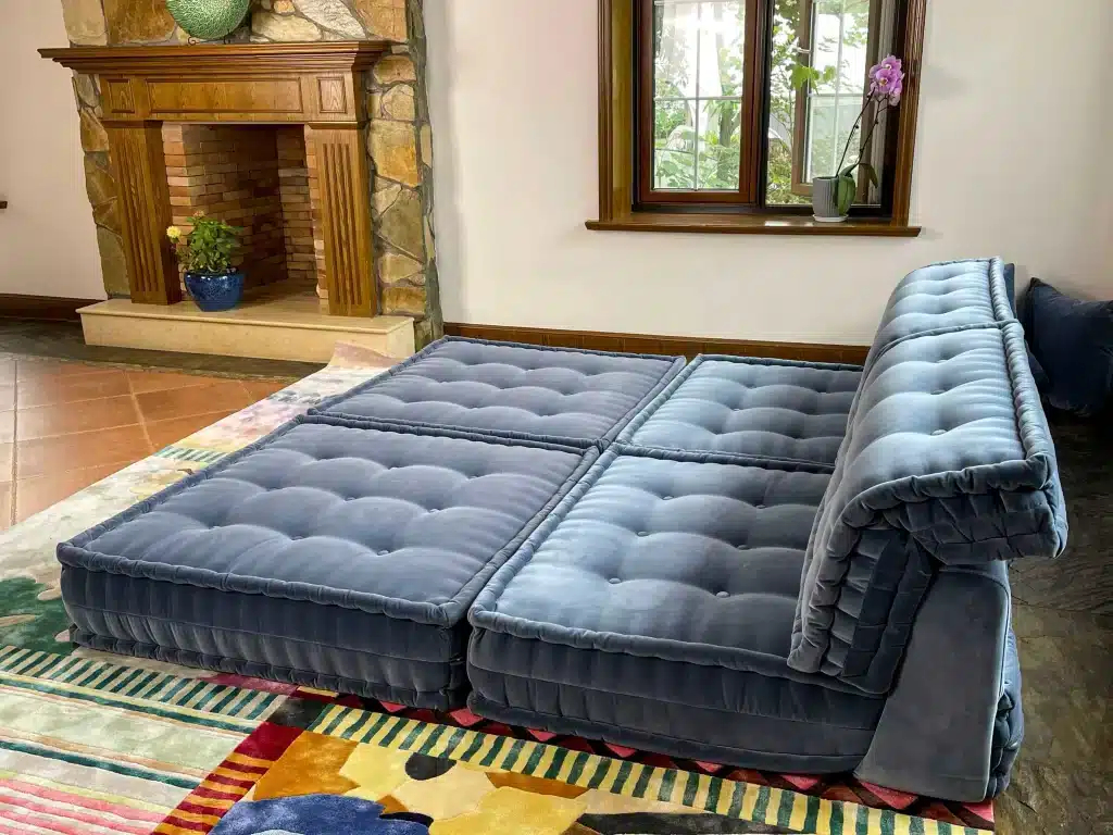French daybed mah jong sofa set, Serena