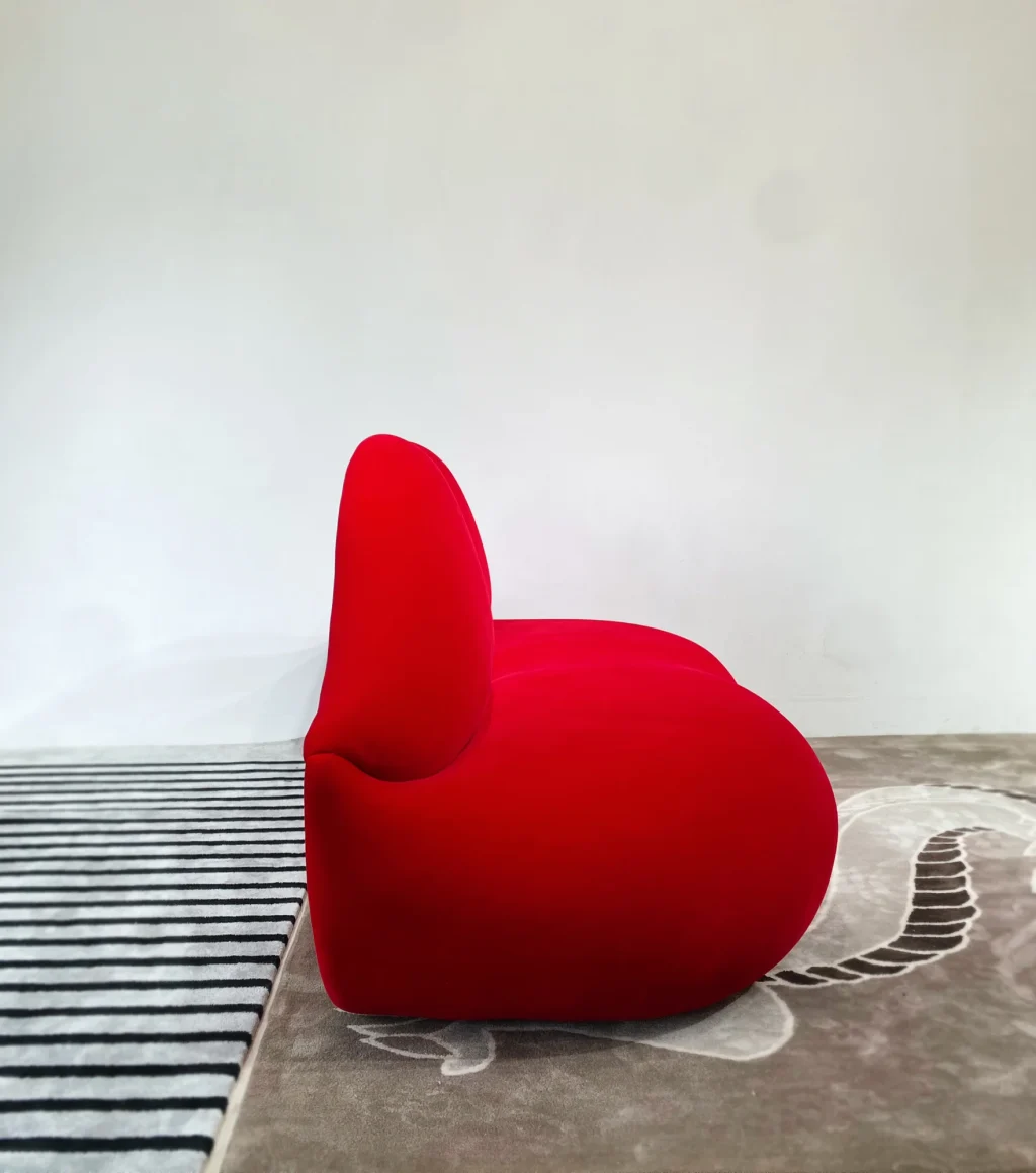 Lips Sofa