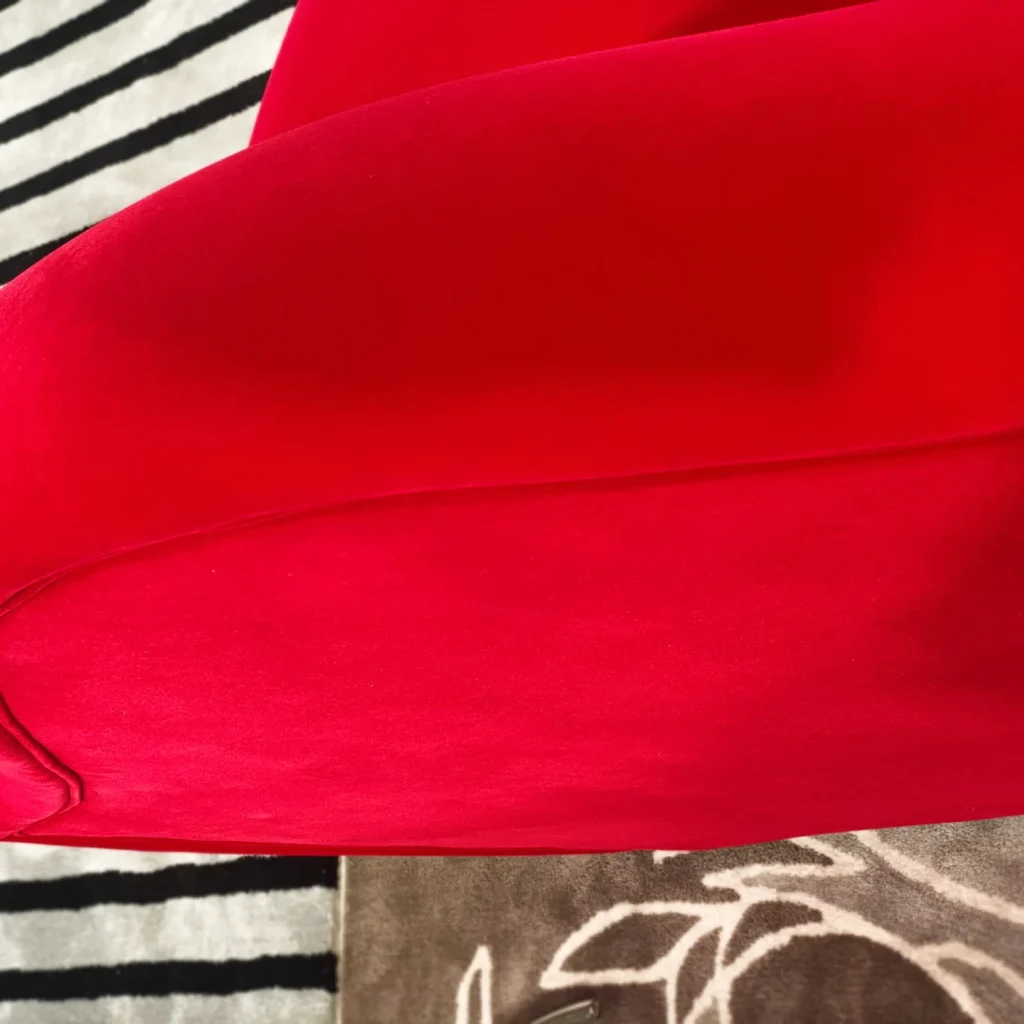 Lips Sofa