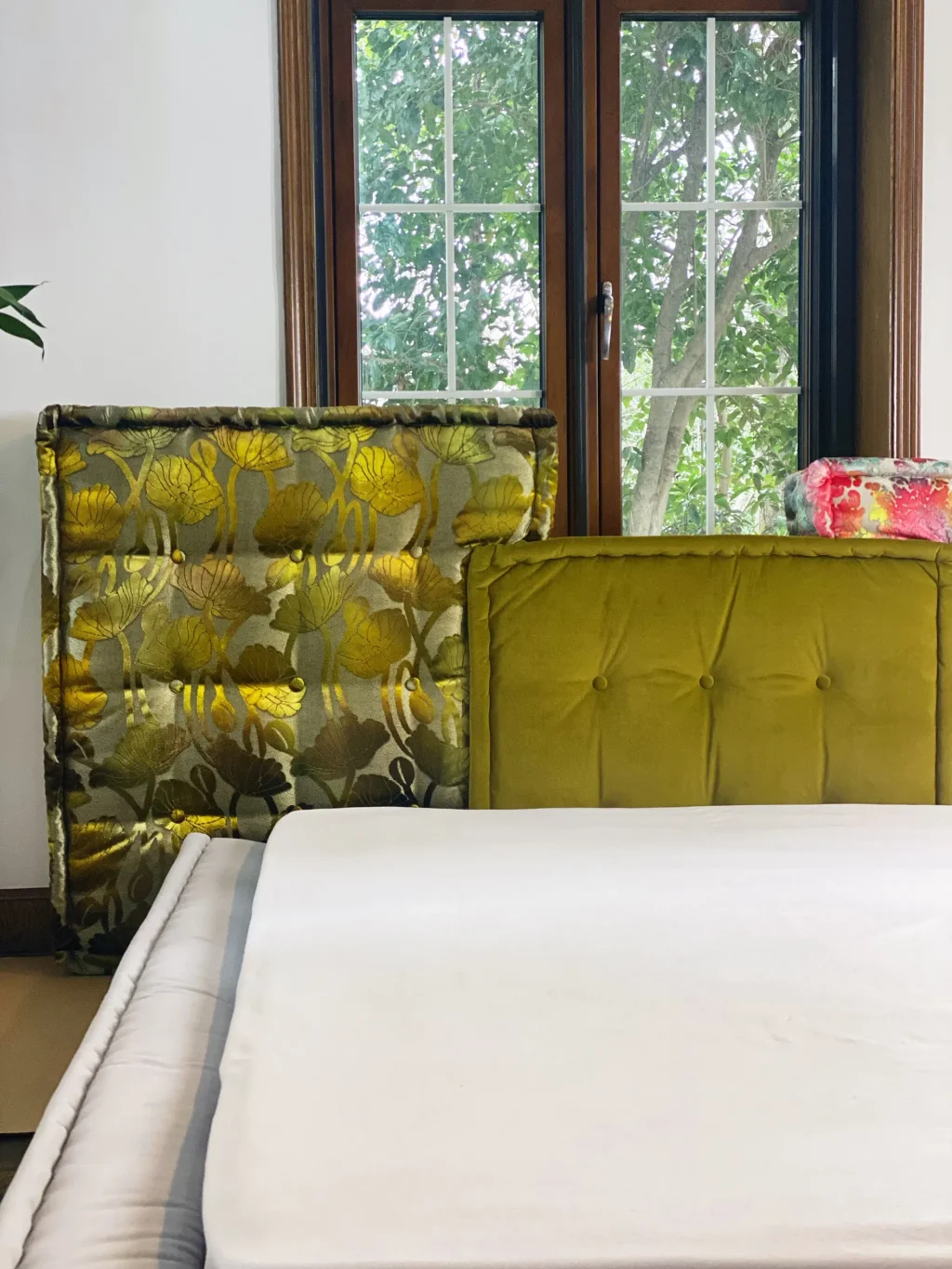 Mah Jong Tufted Bed