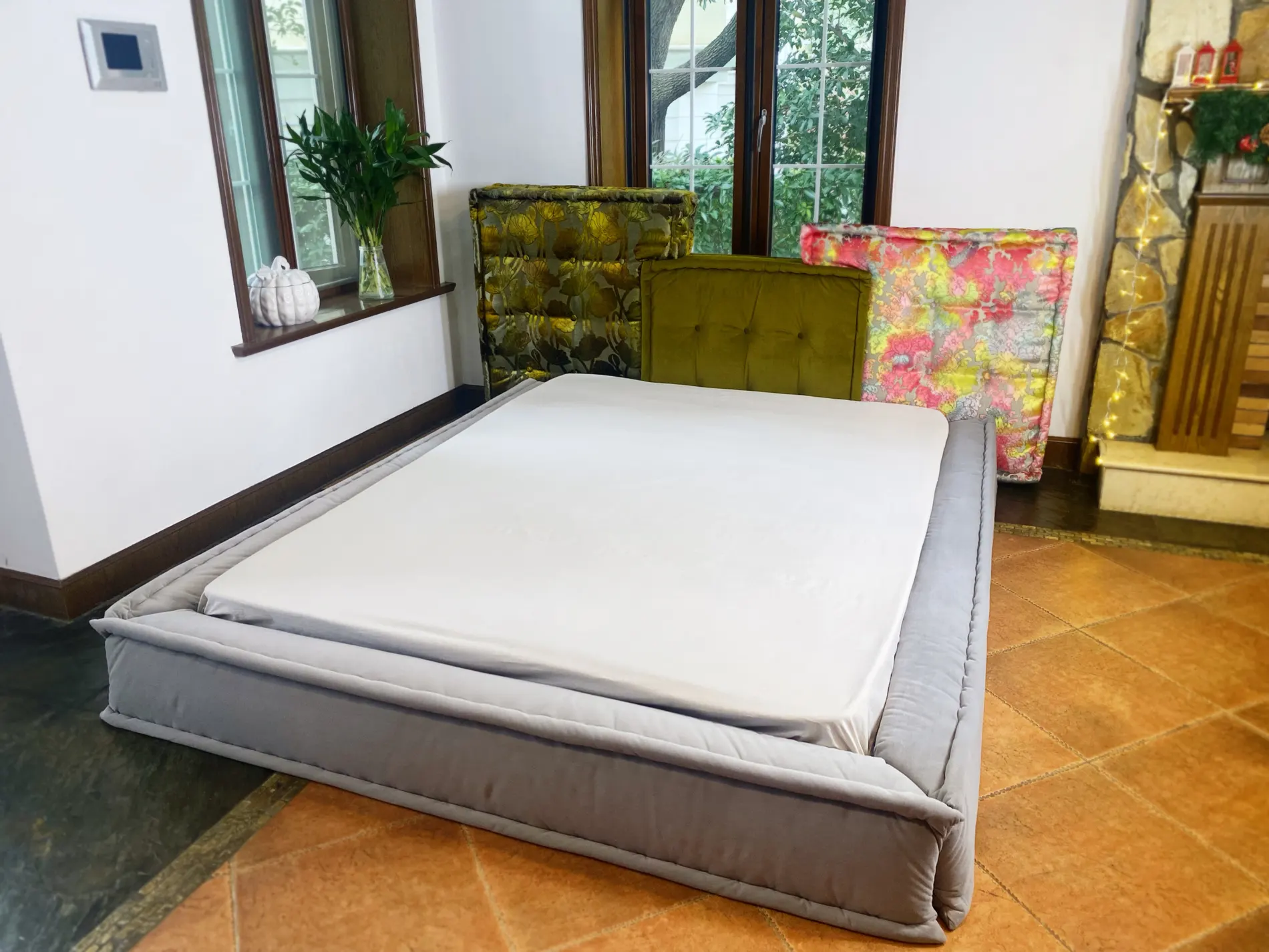 Mah Jong Tufted Bed