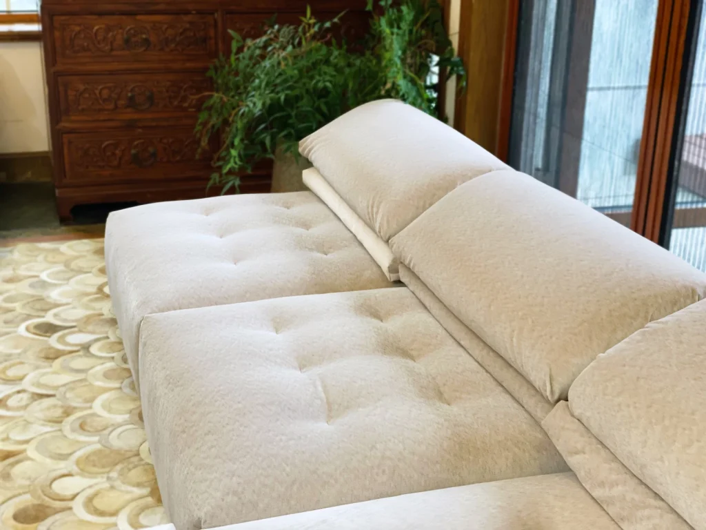 Immobile Modular Sofa : Armless Chair