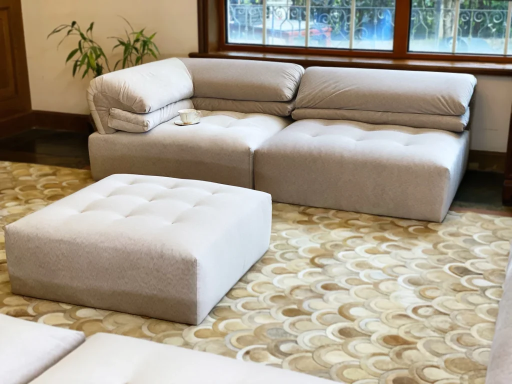 Immobile Modular Sofa : Square Corner
