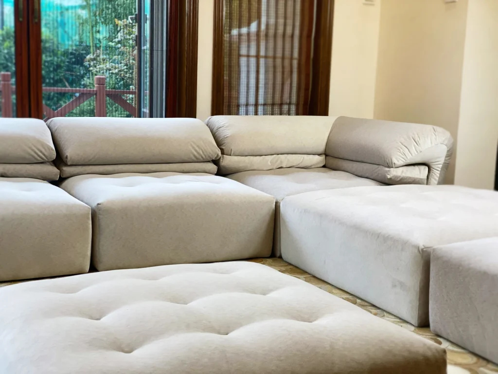 Immobile Modular Sofa : Square Corner