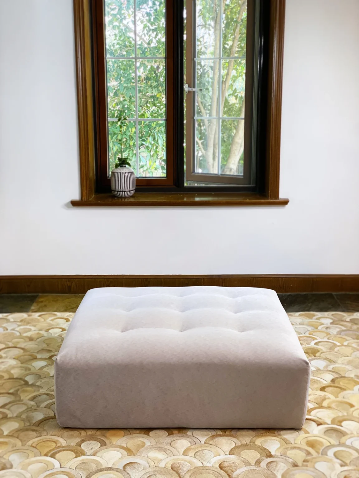 Immobile Modular Sofa : Ottoman