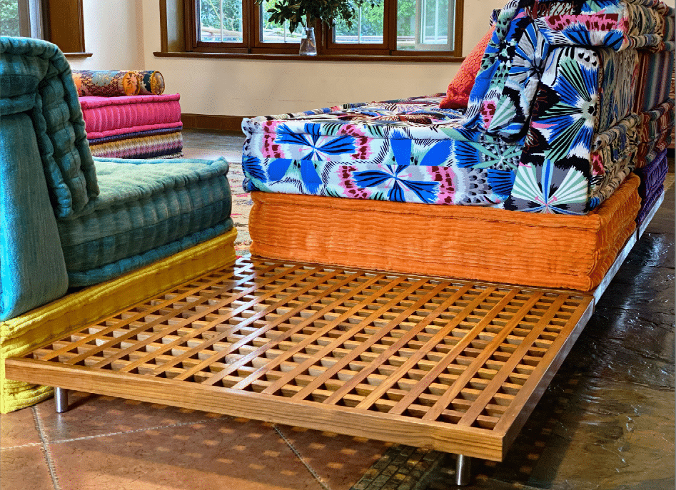 Natural Color Teak Wood Base / Level Coffee Table