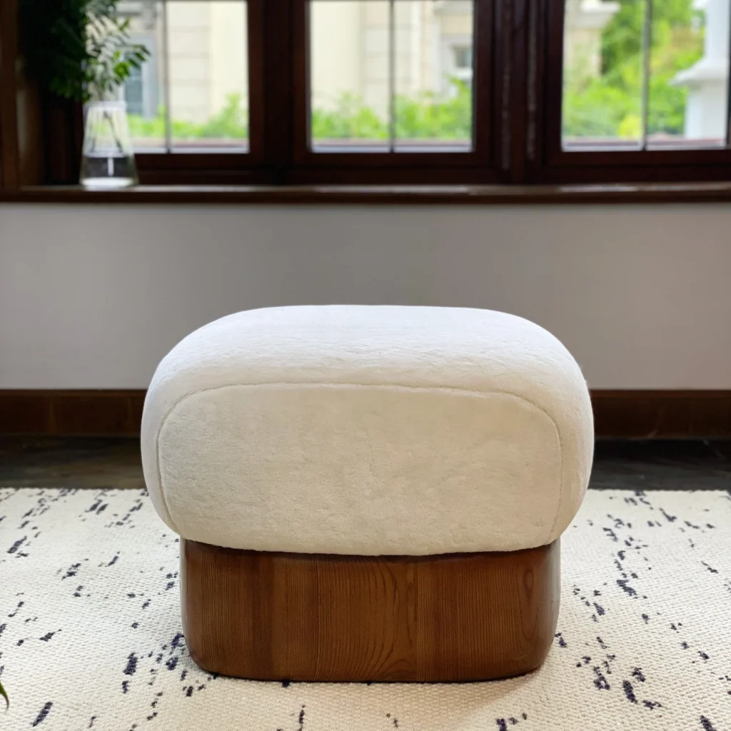 Asymmetrical Raphael Sofa: Ottoman