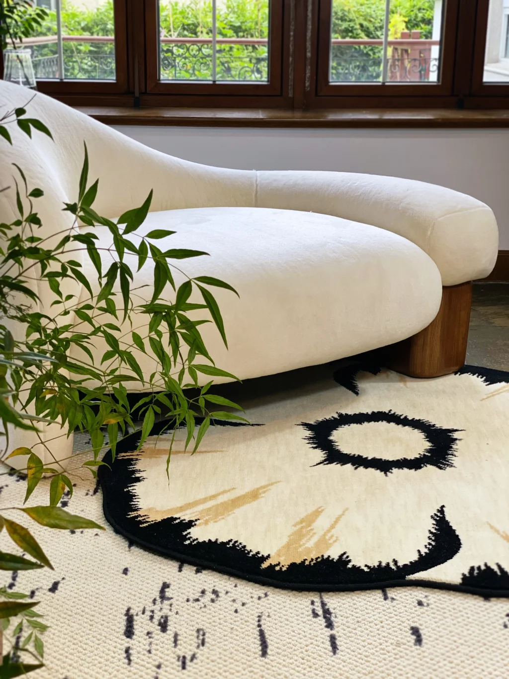 Asymmetrical Raphael Sofa: Armchair