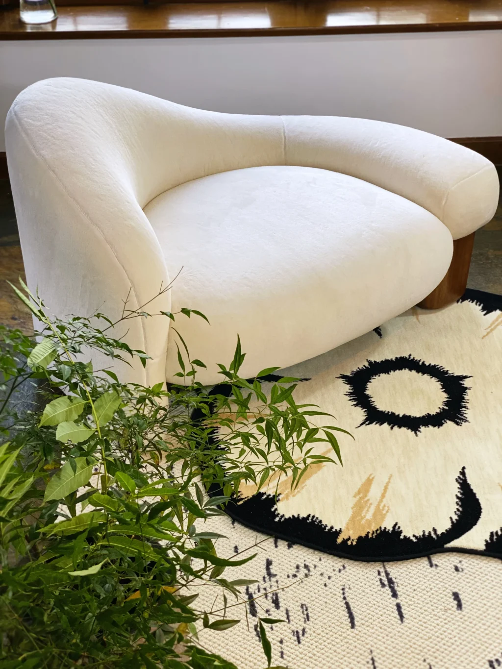 Asymmetrical Raphael Sofa: Armchair