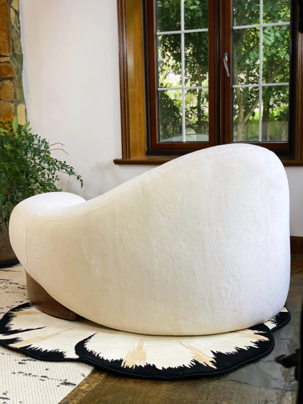 Asymmetrical Raphael Sofa: Armchair
