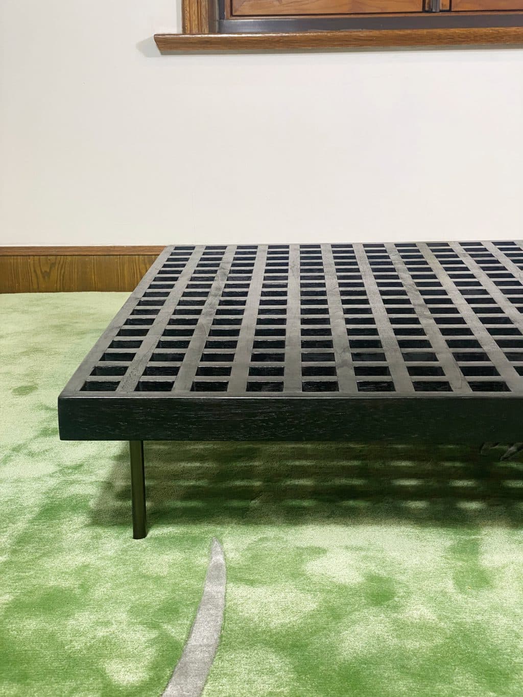 Find a stylish purpose and function in this teak coffee table with extended space, covered with resin table top! Entertain your family and guests!