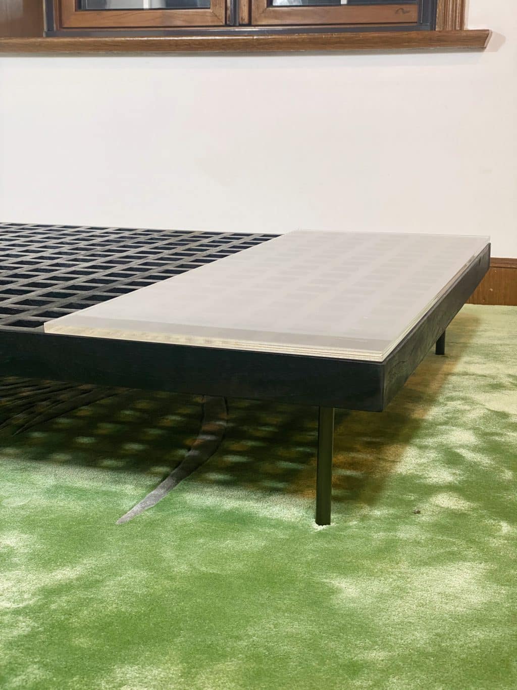 Find a stylish purpose and function in this teak coffee table with extended space, covered with resin table top! Entertain your family and guests!