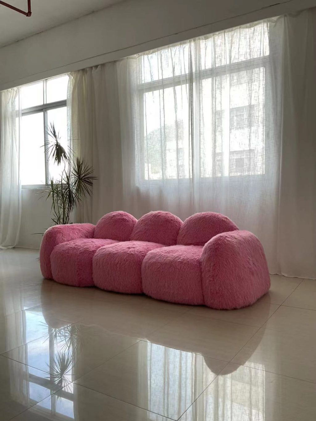 Yeti Sofa: Three Seater