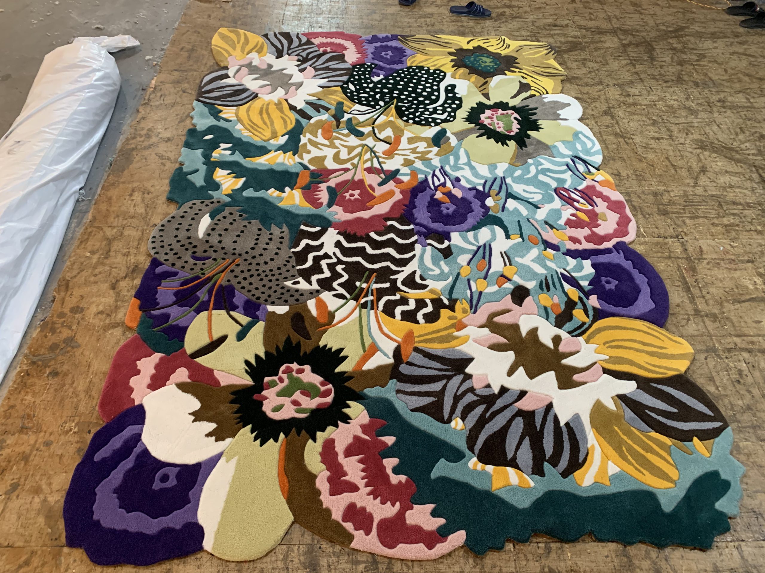 Mah jong floral rug