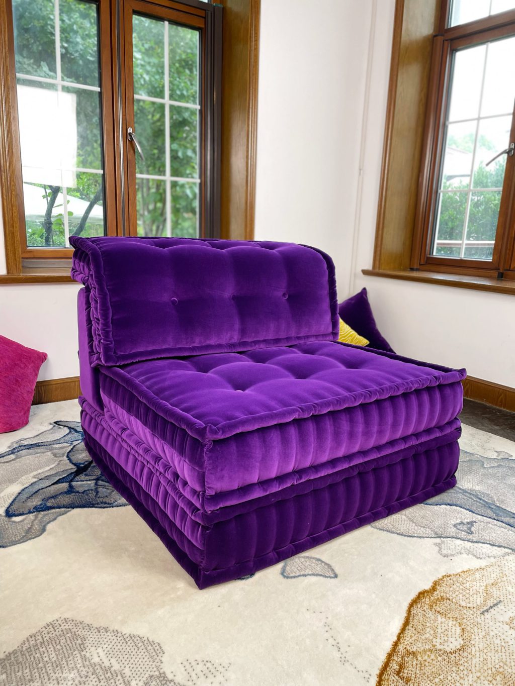 French Daybed Sofa : Regal Lavender
