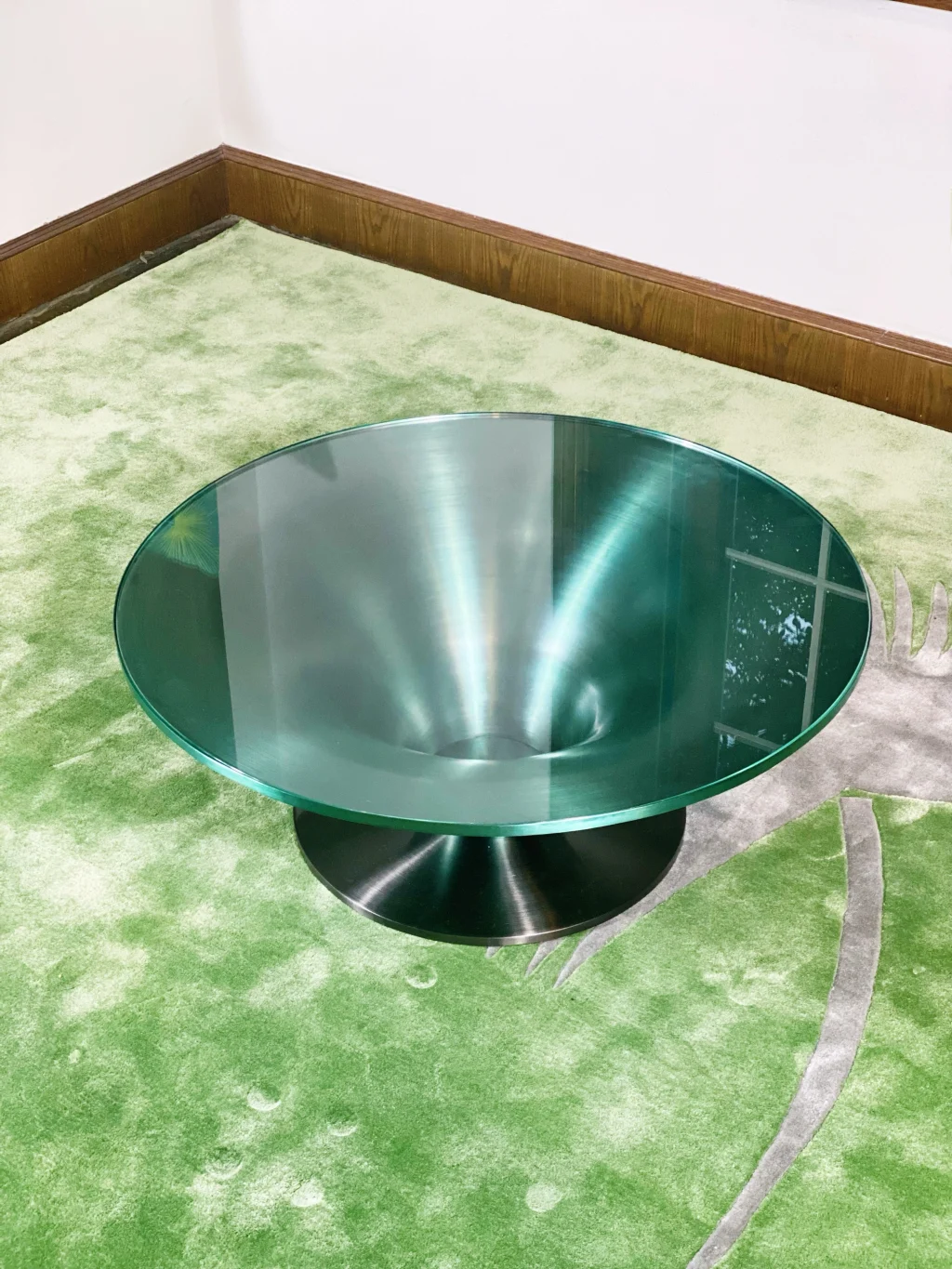 Low Round Glass & Aluminium Coffee Table