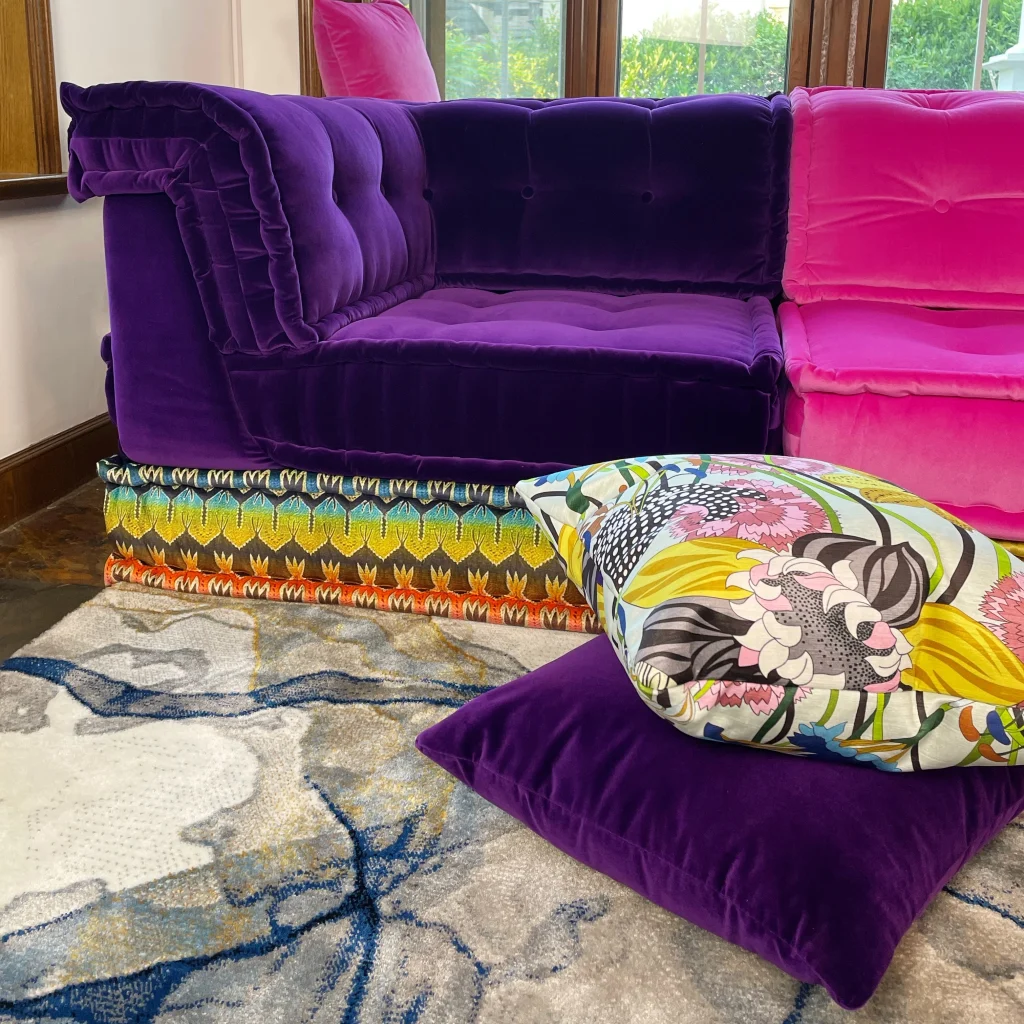 French Daybed Sofa : Meagan