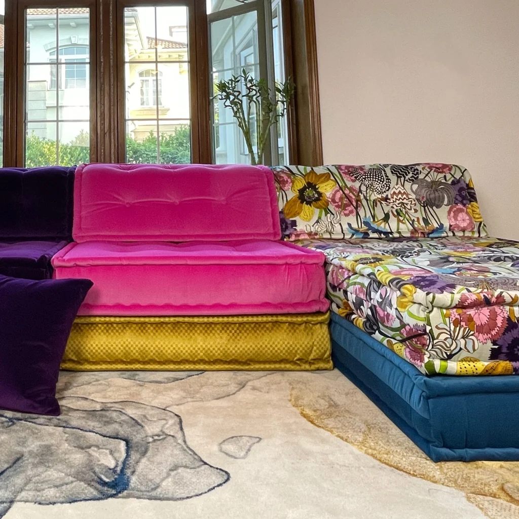 French Daybed Sofa : Meagan
