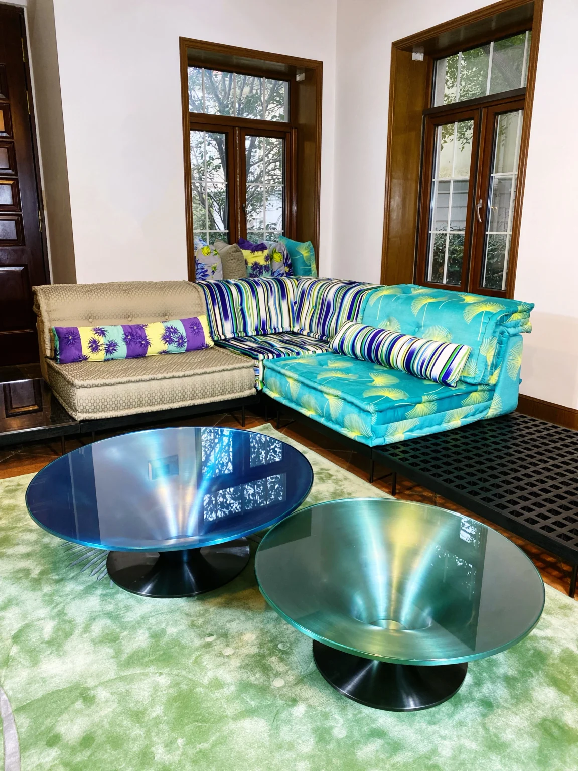 Low Round Glass & Aluminium Coffee Table