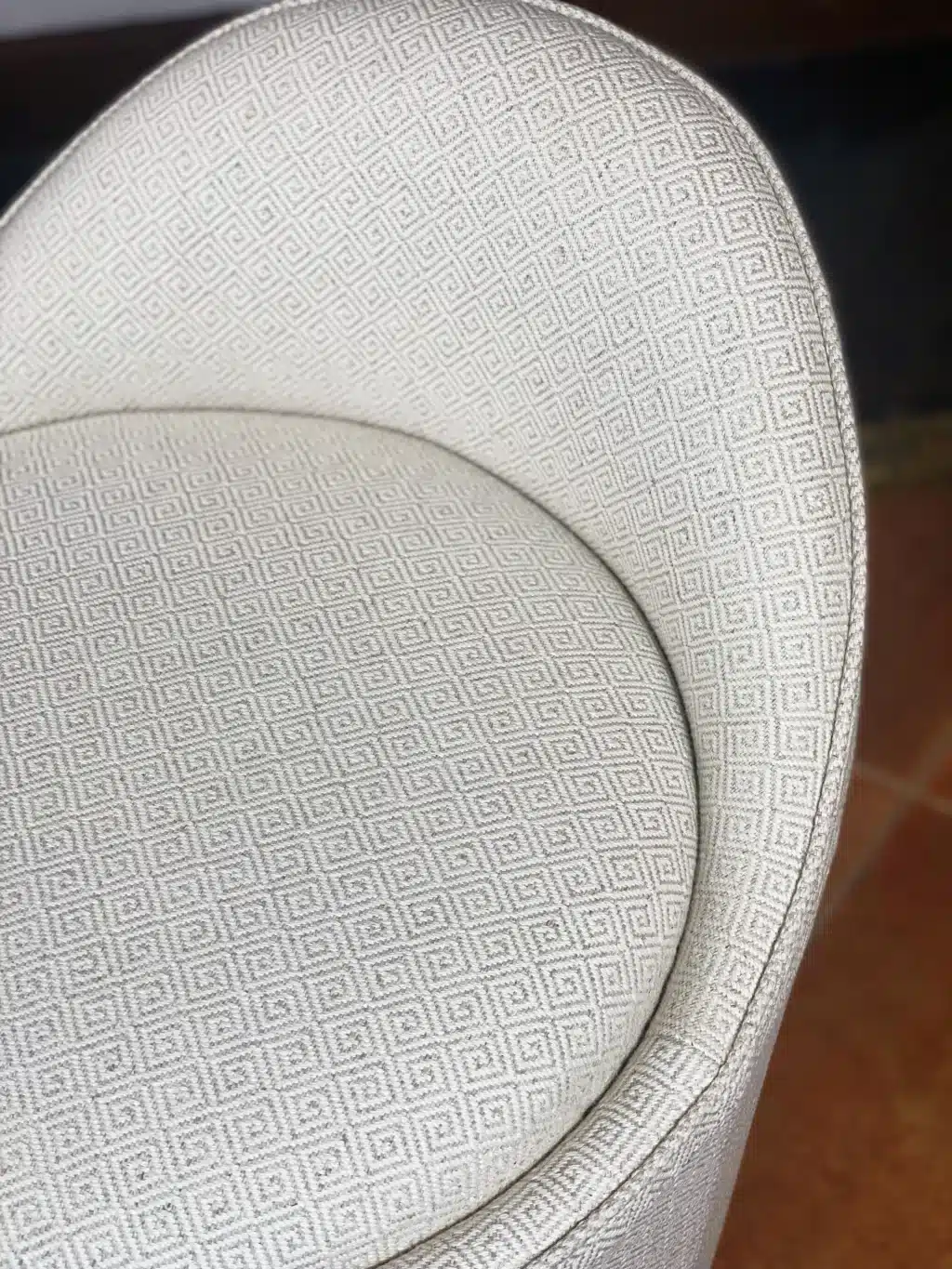 Gubi Tail Low Back Dining Chair