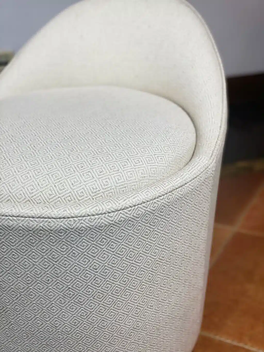 Gubi Tail Low Back Dining Chair