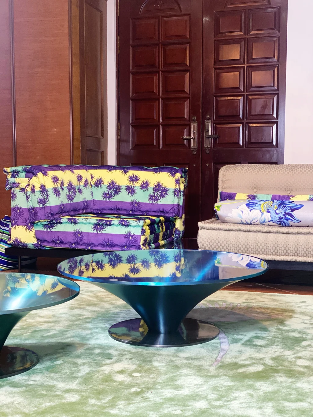 Round Glass & Aluminium Coffee Table